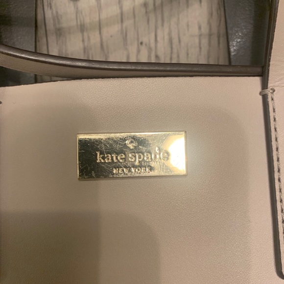 Kate Spade crossbody used - Picture 2 of 4
